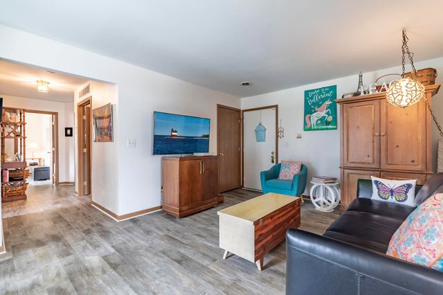 2308 Barbara Jean Drive, Schererville, IN 46375