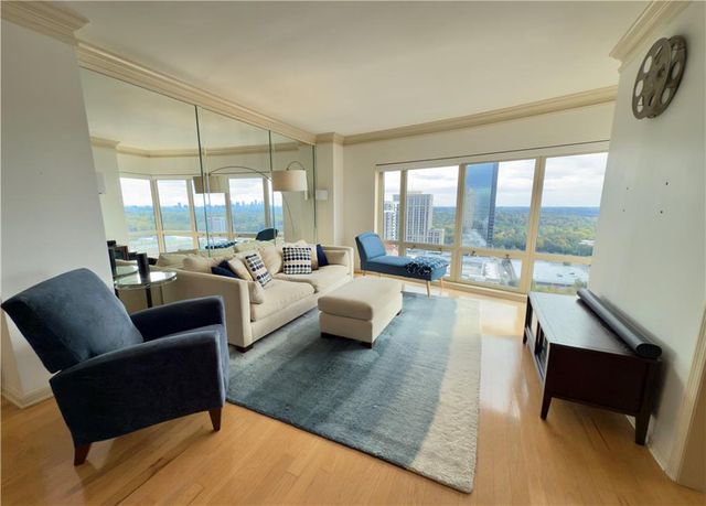 3475 Oak Valley NE Road 2110, Atlanta, GA 30326