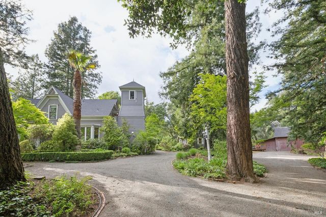 801 Dry Creek Rd, Healdsburg, CA 95448
