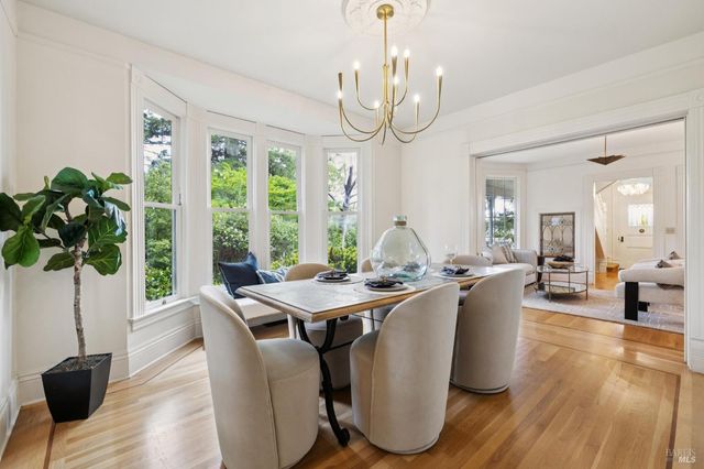 801 Dry Creek Rd, Healdsburg, CA 95448