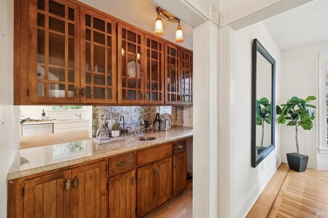 801 Dry Creek Rd, Healdsburg, CA 95448