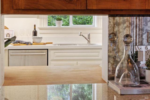 801 Dry Creek Rd, Healdsburg, CA 95448