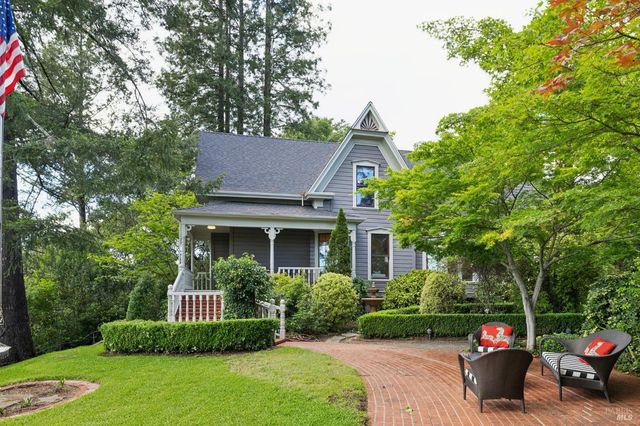 801 Dry Creek Rd, Healdsburg, CA 95448