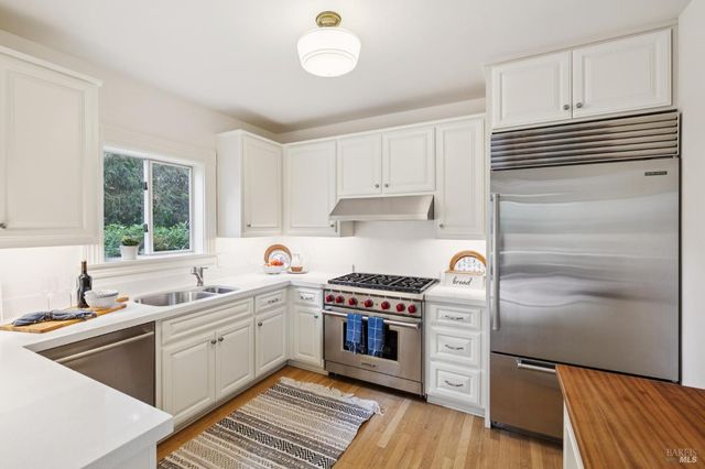 801 Dry Creek Rd, Healdsburg, CA 95448