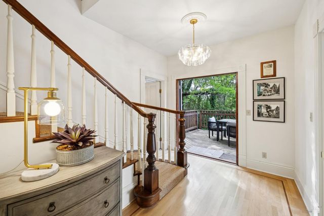 801 Dry Creek Rd, Healdsburg, CA 95448