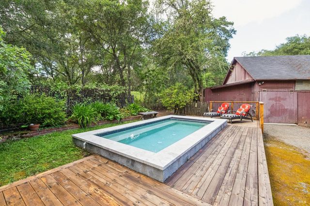 801 Dry Creek Rd, Healdsburg, CA 95448