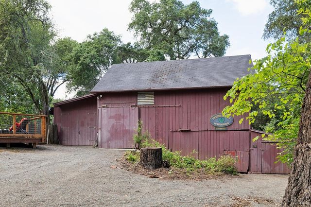 801 Dry Creek Rd, Healdsburg, CA 95448