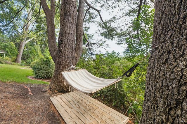 801 Dry Creek Rd, Healdsburg, CA 95448