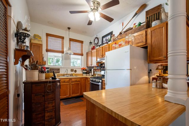 425 Mckinney Chapel Road, Rogersville, TN 37857