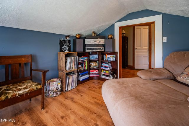 425 Mckinney Chapel Road, Rogersville, TN 37857