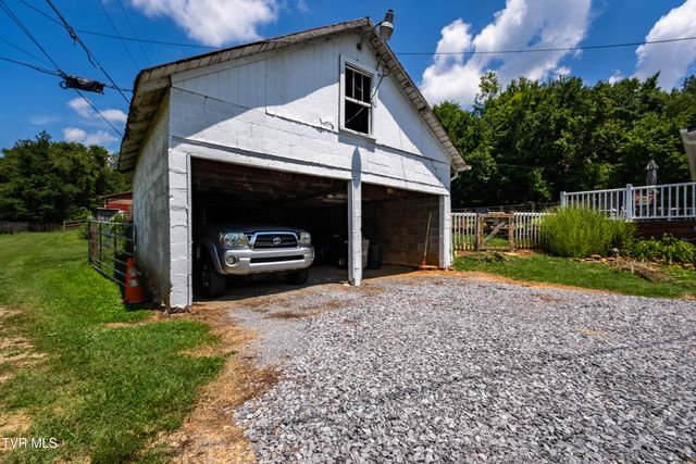 425 Mckinney Chapel Road, Rogersville, TN 37857
