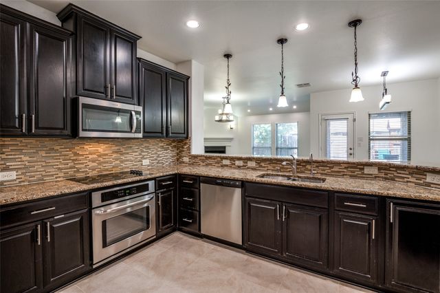 112 Mount Olive Avenue, Mckinney, TX 75072