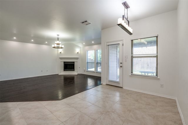 112 Mount Olive Avenue, Mckinney, TX 75072