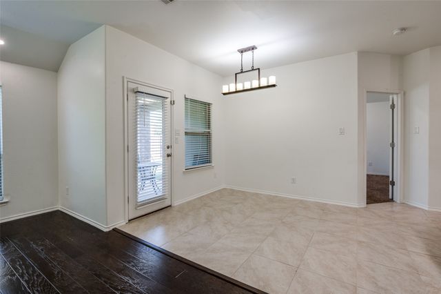 112 Mount Olive Avenue, Mckinney, TX 75072