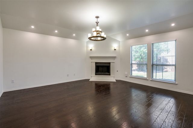 112 Mount Olive Avenue, Mckinney, TX 75072