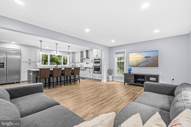 12126 BEAVER CREEK RD, Clifton, VA 20124