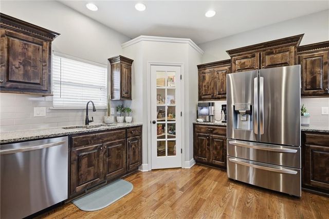 16640 Ruby Way, Basehor, KS 66007