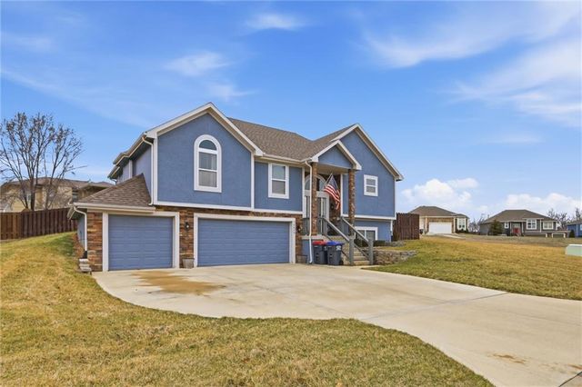 16640 Ruby Way, Basehor, KS 66007