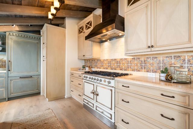 2448 Bay View Avenue, Carmel, CA 93923
