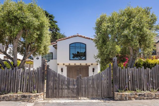2448 Bay View Avenue, Carmel, CA 93923