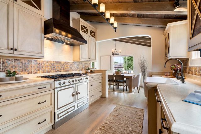 2448 Bay View Avenue, Carmel, CA 93923