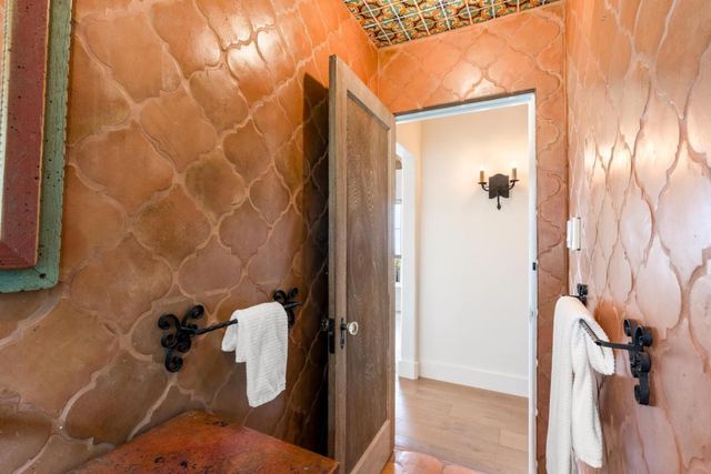 2448 Bay View Avenue, Carmel, CA 93923