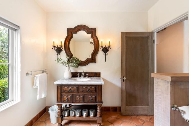 2448 Bay View Avenue, Carmel, CA 93923