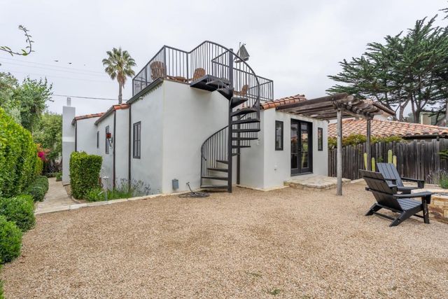 2448 Bay View Avenue, Carmel, CA 93923