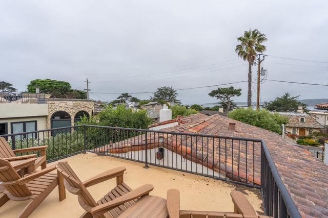 2448 Bay View Avenue, Carmel, CA 93923
