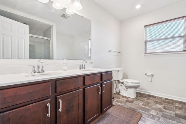 3884 Chickasaw Drive, Grove City, OH 43123