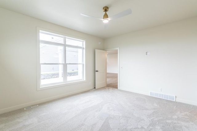 6525 Sun Valley Boulevard, Horace, ND 58047