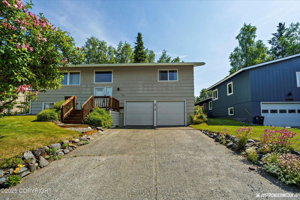 3217 Purdue Street, Anchorage, AK 99508