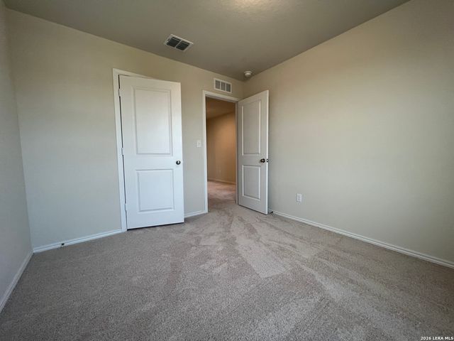 10321 GIBBONS CRK, San Antonio, TX 78252
