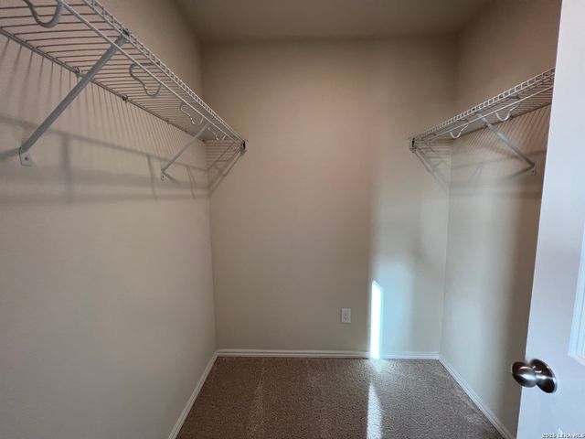 10321 GIBBONS CRK, San Antonio, TX 78252