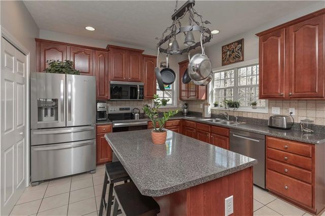 7032 Camp Falls Court, Winston, GA 30187