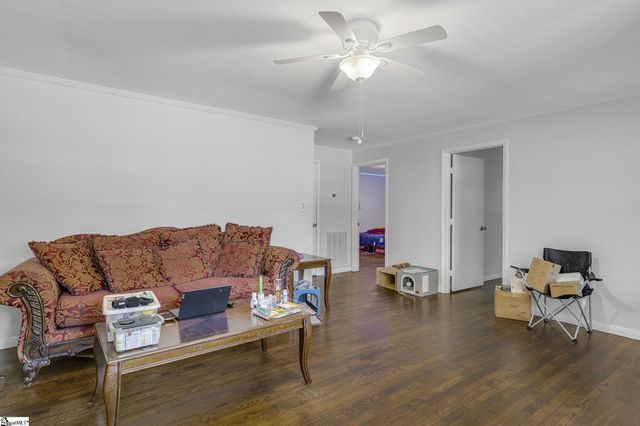 106 Hanks Circle, Anderson, SC 29621