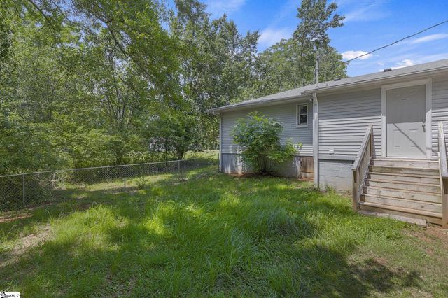 106 Hanks Circle, Anderson, SC 29621