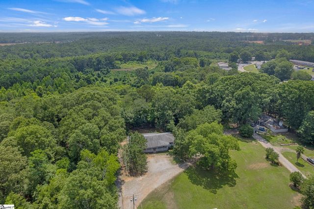 106 Hanks Circle, Anderson, SC 29621