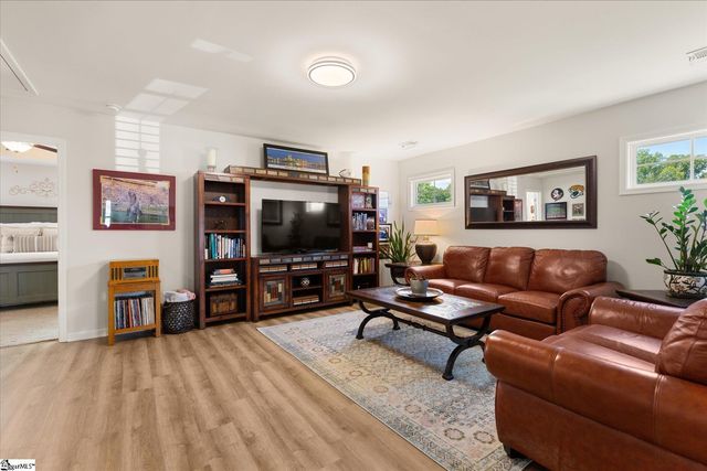 210 Frost Flower Way, Fountain Inn, SC 29644