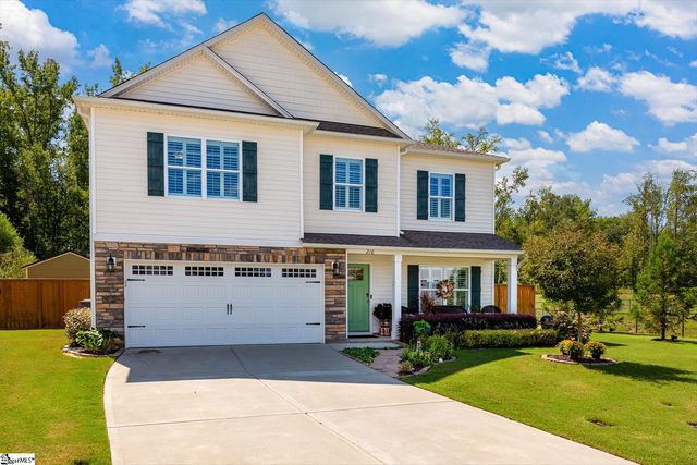 210 Frost Flower Way, Fountain Inn, SC 29644