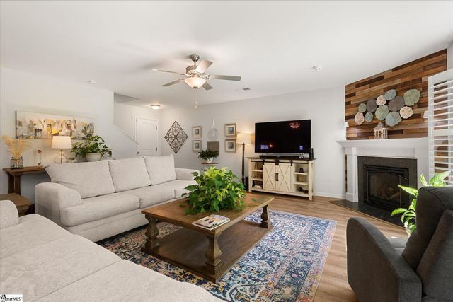 210 Frost Flower Way, Fountain Inn, SC 29644