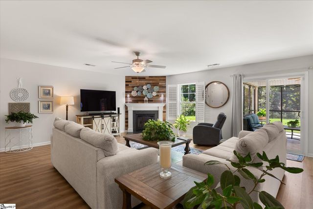 210 Frost Flower Way, Fountain Inn, SC 29644