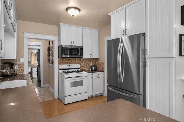 608 Monterey Street, Redlands, CA 92373