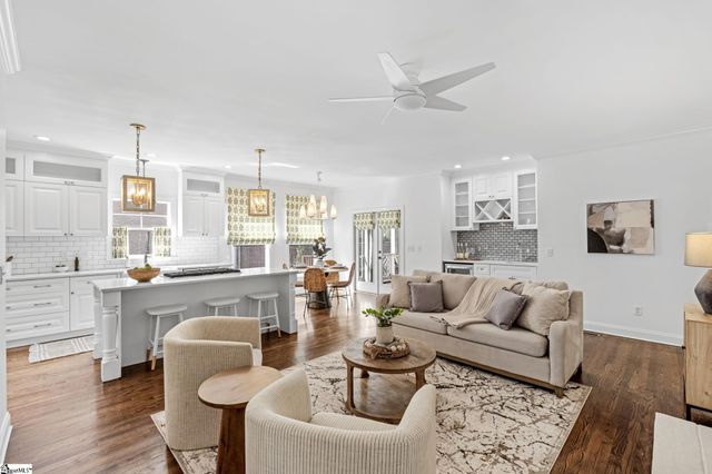 22 Conestee Avenue, Greenville, SC 29605