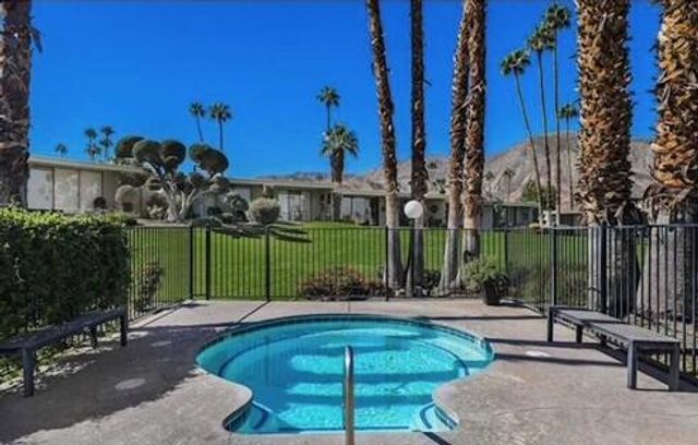 45943 Highway 74, Palm Desert, CA 92260