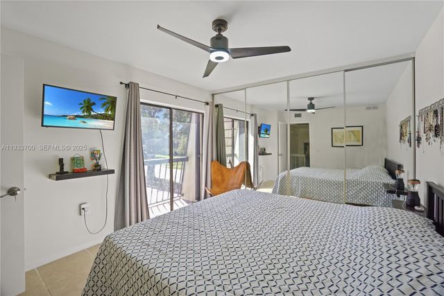 1003 10th Ter, Palm Beach Gardens, FL 33418