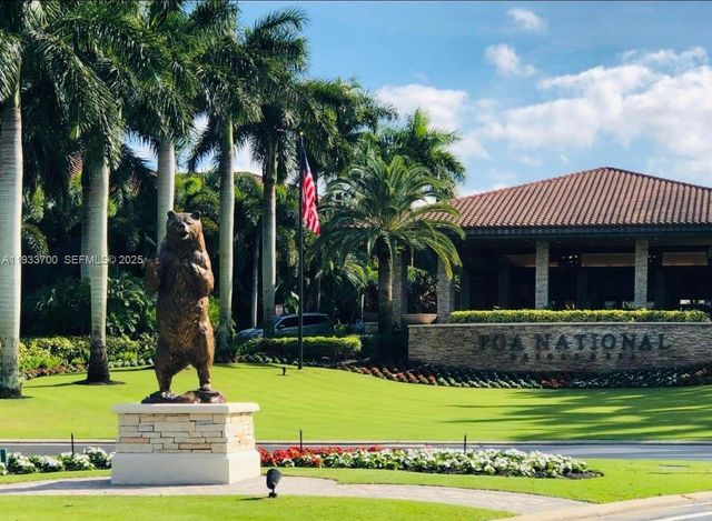 1003 10th Ter, Palm Beach Gardens, FL 33418