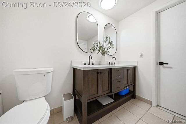 7306 Balsam Court, West Bloomfield, MI 48322