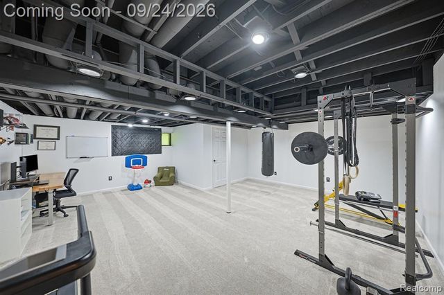7306 Balsam Court, West Bloomfield, MI 48322