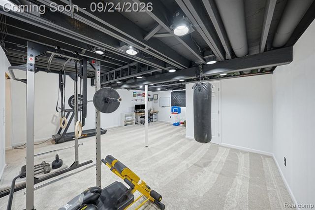 7306 Balsam Court, West Bloomfield, MI 48322